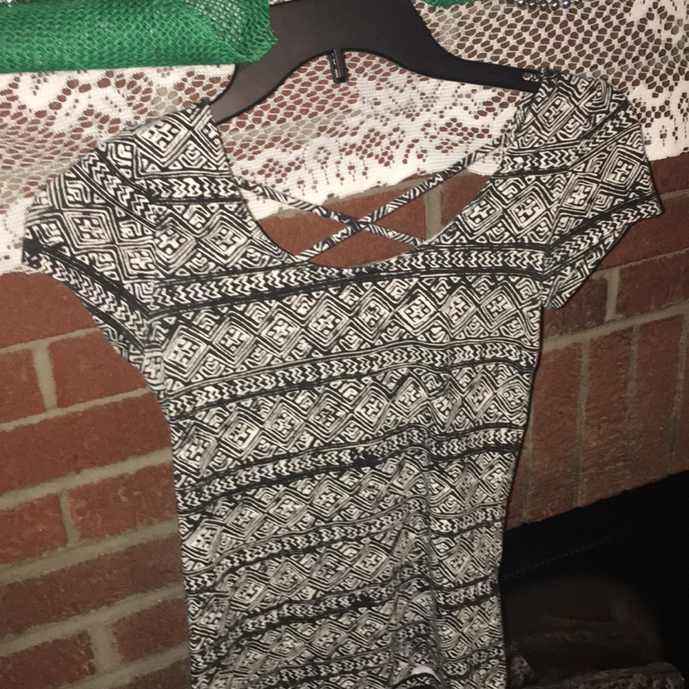 Tee shirt